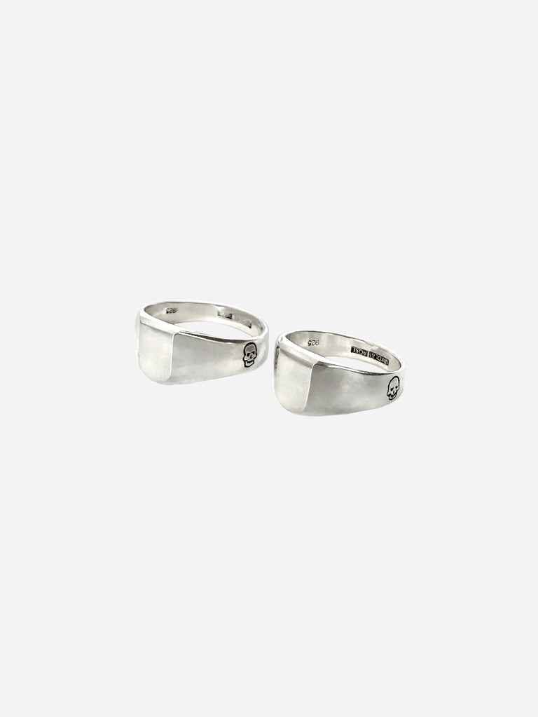 Inverted Skull Couple Rings