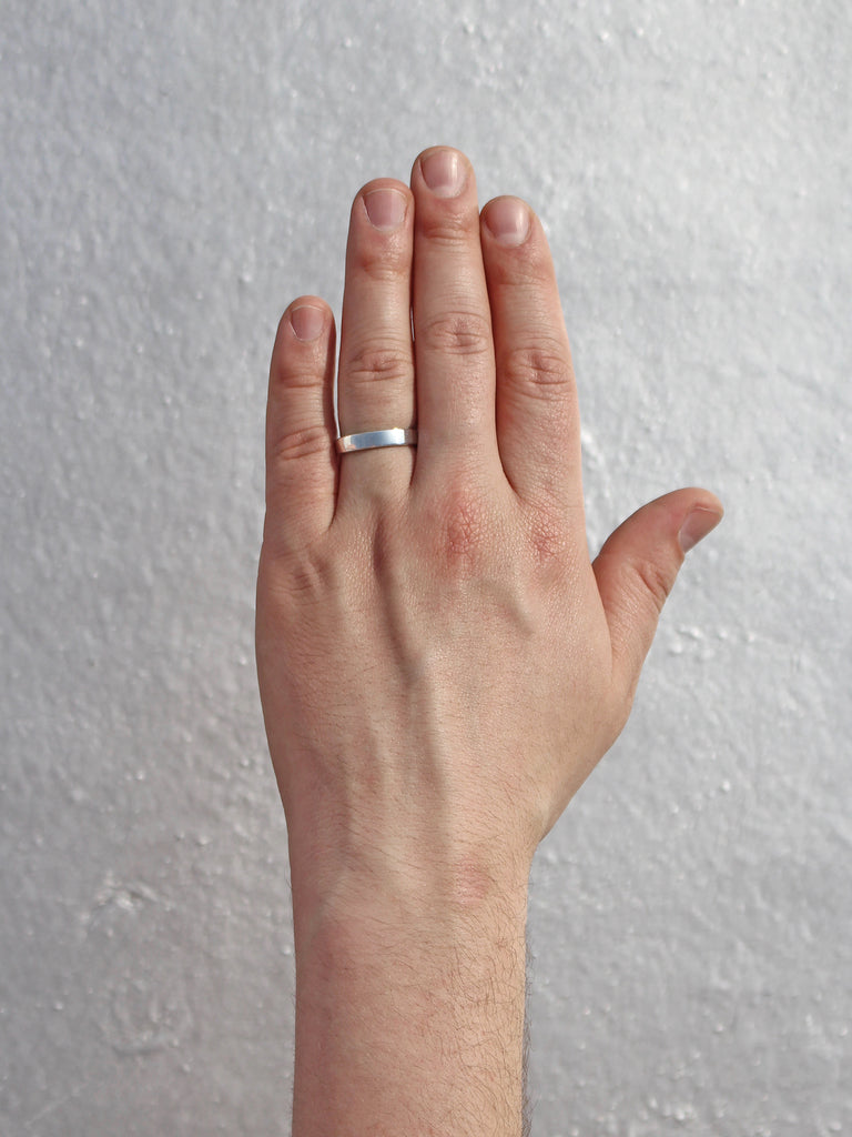 Right Ring 4mm